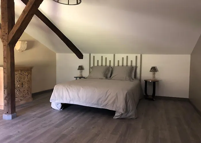 Le De Marie * Saint-Front-la-Rivière